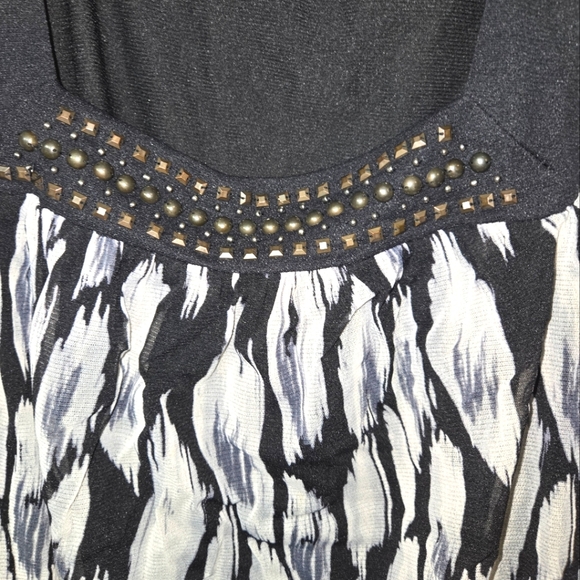***APT 9 WOMENS BLACK AND WHITE CHIC BLOUSE (3X) - Picture 2 of 8